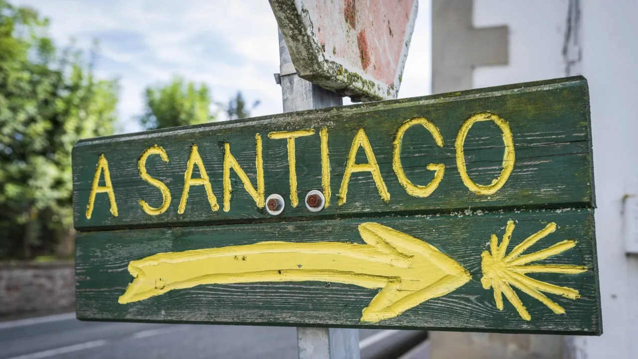 Vivir en pleno Camino de Santiago sin pagar alquiler: la oferta existe.