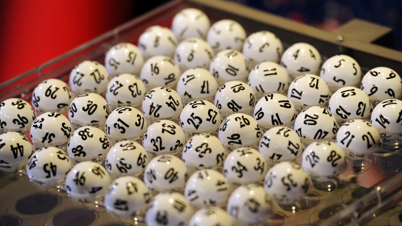 Un boleto de un euro, un premio de casi 740.000.