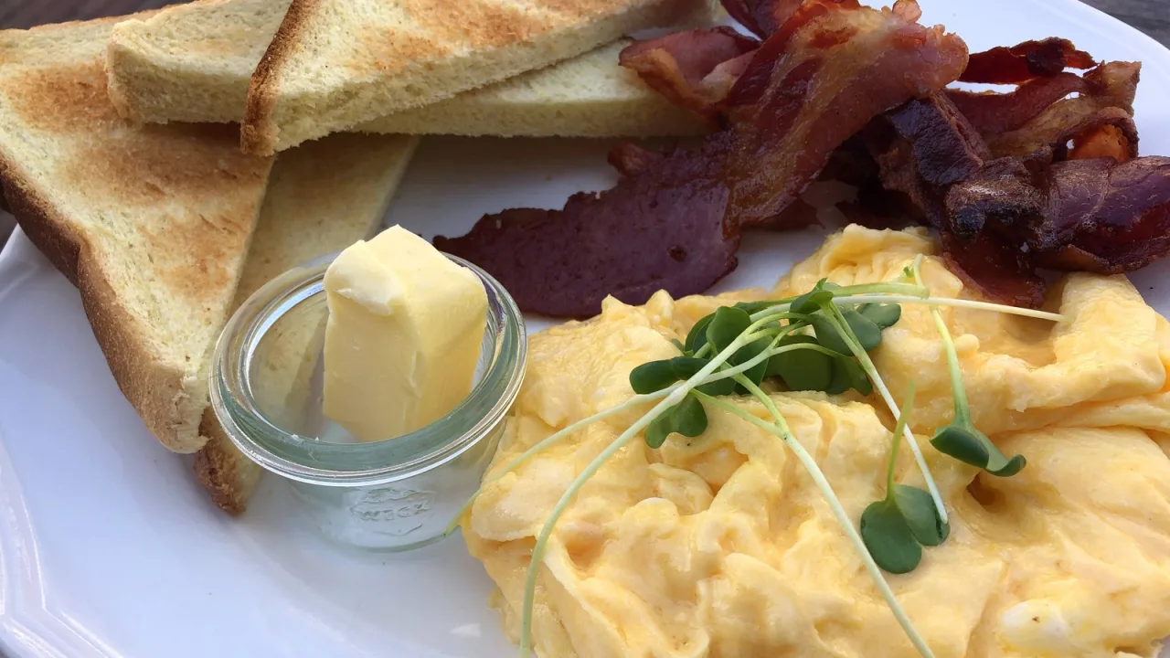 El desayuno con más proteína de la casa se arregla cambiando una sola cosa.