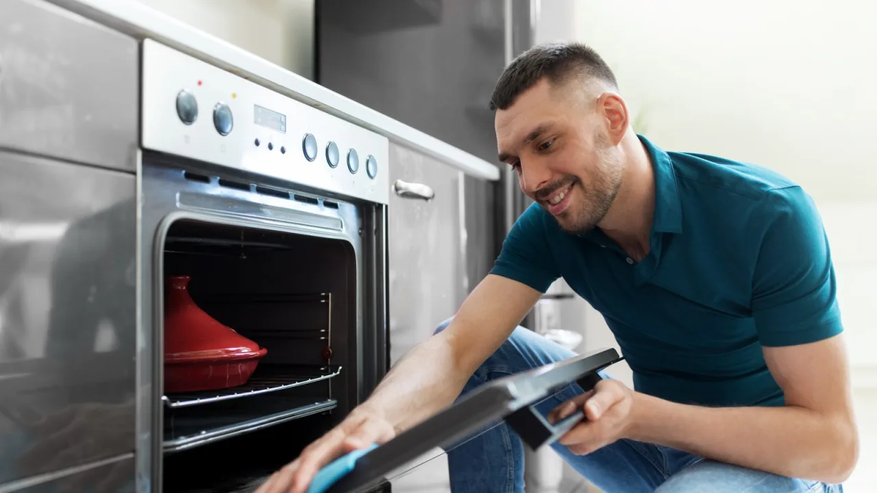 La limpieza del horno, sin guantes de combate ni productos agresivos.