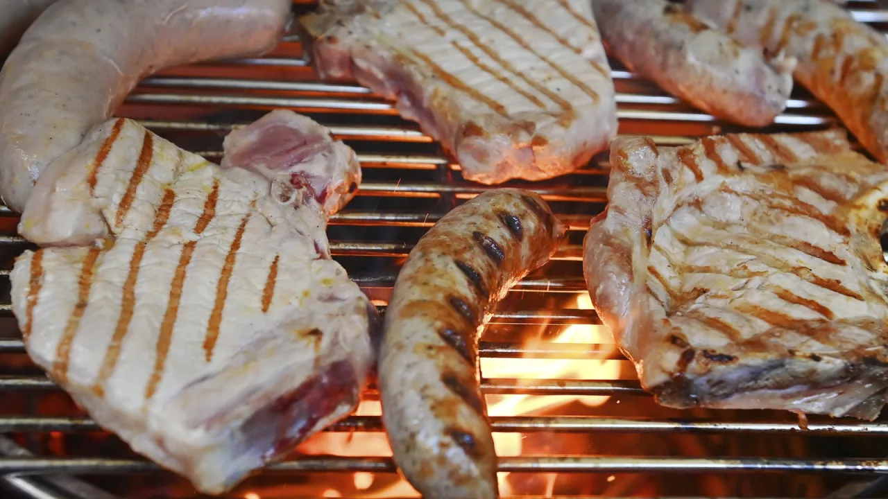 Piezas grandes de carbón, que las pequeñas se van en nada.