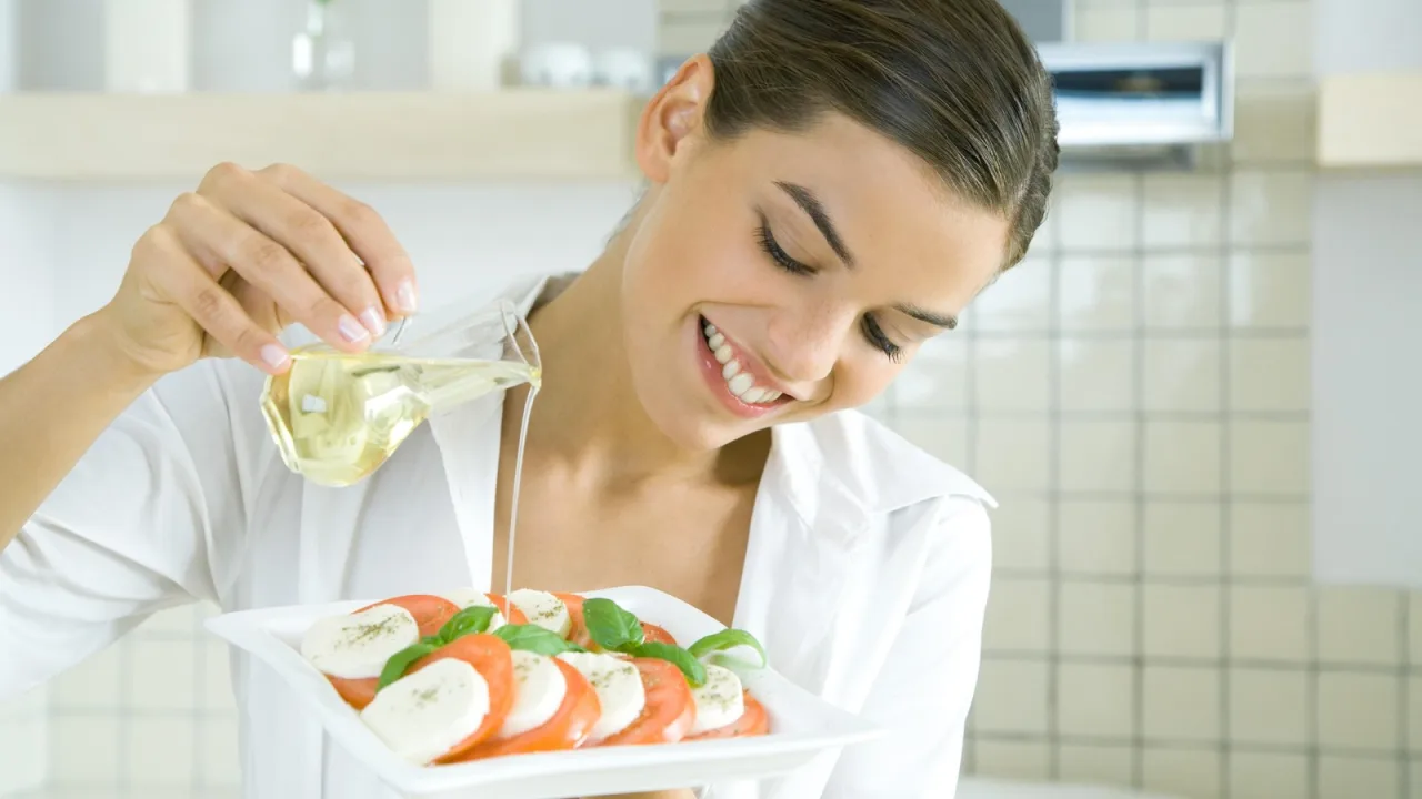 El orden de los ingredientes cambia el sabor del tomate.