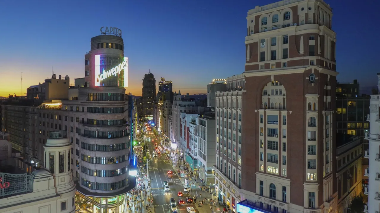 Madrid, una ciudad compacta donde casi todo se resuelve andando.