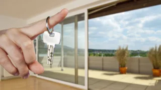 Diecisiete pisos, setenta y cinco habitaciones, una sola gestora.